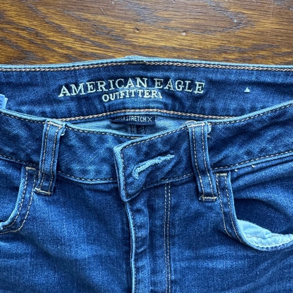 American Eagle Outfitters Dark Blue Distressed Skinny Jeans - Picture 3 of 6